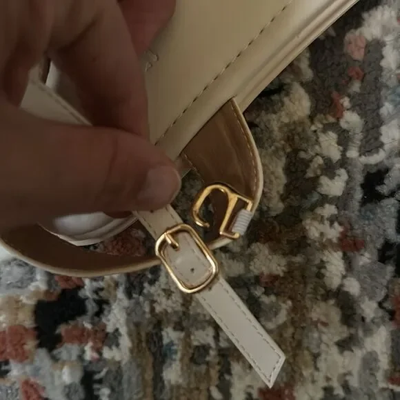 Cream/White Strappy  Sandals - Picture 3 of 6